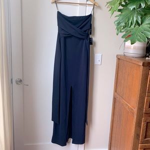 Beautiful Lulu’s Navy Strapless gown